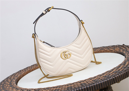 Gu.cci GG Marmont Half Moon Shaped Mini Bag White 699514