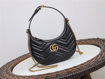 Gu.cci GG Marmont Half Moon Shaped Mini Bag Black 699514