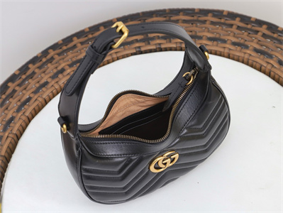 Gu.cci GG Marmont Half Moon Shaped Mini Bag Black 699514
