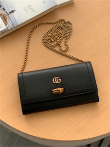 Gu.cci Diana Chain Wallet Black Leather 658243