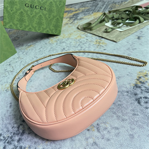 Gu.cci GG Marmont Half Moon Shaped Mini Bag  699514