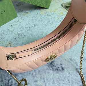 Gu.cci GG Marmont Half Moon Shaped Mini Bag  699514