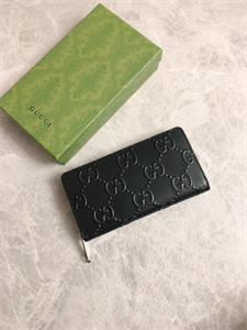 Gu.cci GG Zipper Wallet Embossed Black Leather 625558