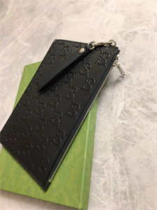 Gu.cci GG Clutch Bag Embossed Black Leather 625569