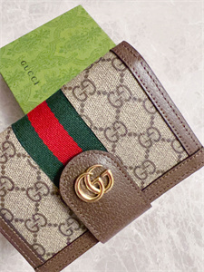 Gu.cci Ophidia Passport Case GG Supreme Canvas 598914