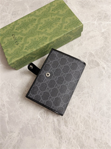 Gu.cci GG Passport Case With Interlocking G 724562