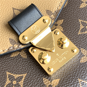 L.V Pochette  Métis  Reverse Monogram Canvas M44876