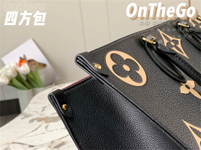 L.V ONTHEGO MM Monogram Empreinte Black/Beige M45495
