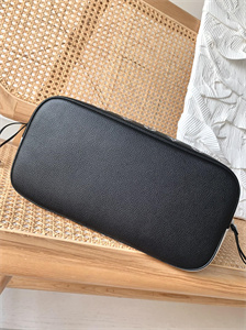 L.V Neverful MM Monogram Empreinte Black/White M46103