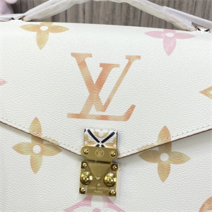 L.V Pochette Métis Bag Canvas Beige M23055