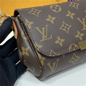 L.V Favorite PM Bag Monogram Canvas M40717