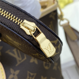 L.V Neverful BB Monogram Canvas Beige  M46705