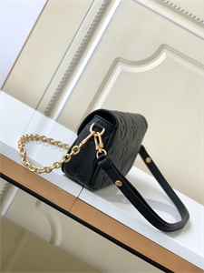 L.V Wallet On Chain IVY Monogram Emprenite Black M82154