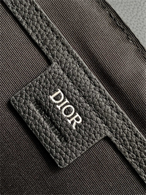 Dior Saddle Messenger Bag Oblique Jacquard With Grained Calfskin