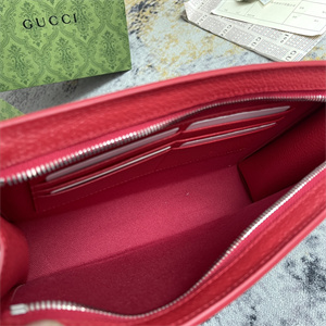 Gu.cci Pouch Canvas with GG Detail Red 768255