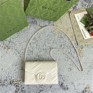 Gu.cci GG Marmont Mini  Bag White 474575