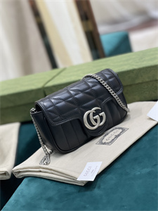 Gu.cci GG Marmont Mini Bag Black 476433