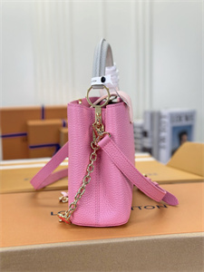 L.V Capucines BB Bag Taurillon Leather Sakura Pink M22375