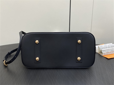 L.V Alma  PM Bag Lamb Leather Black M23688