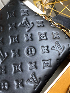 L.V Coussin PM Bag Monogram Embossed Lambskin Black M57790
