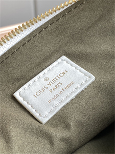 L.V Coussin PM Bag Monogram Embossed Lambskin Cream M57793