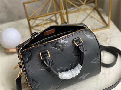 L.V Speedy Bandoulière 25 Giant Monogram Empreinte Black M58524