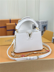 L.V Capucines Mini Bag Taurillon Leather White M22375