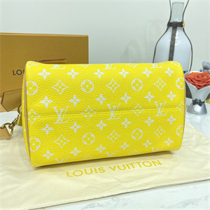 L.V Speedy P9 Bandoulière 25 Monogram Soft Calfskin Jaune Mat M24426