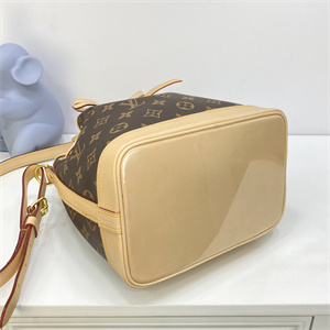 L.V Noé BB Bag Monogram Canvas M40817