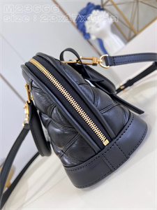 L.V Alma BB Bag Lamb Leather Black M23666