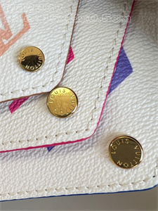 L.V Kirigami Pochette Giant Monogram Canvas M82387