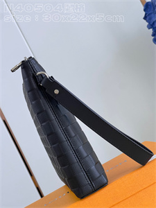 L.V Takeoff Pouch Damier Infini Leather Black N40504