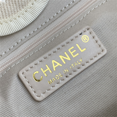 Cha.nel Deauville MM Shopping Bag Bead Mixed Fibers Gold Tone Metal Cream A67001