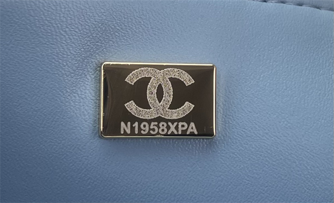 Cha.nel Mini Classic Flap Bag Tweed Gold Tone Metal Dk Blue A01116