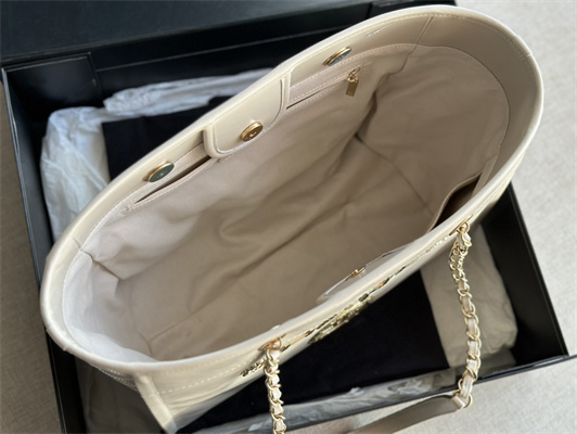 Cha.nel Deauville MM Shopping Bag Shiny Calfskin Gold Tone Metal White A67001