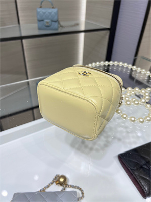 Cha.nel Vanity Case With Chain Lambskin Gold Tone Metal Yellow AP2581