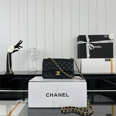 Cha.nel Mini Classic Flap Bag Grained Calfskin Gold Tone Metal Black 01116