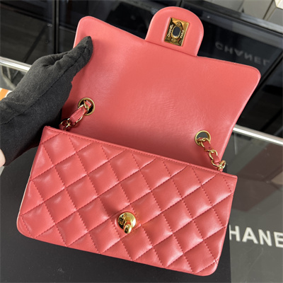Cha.nel Mini Classic Flap Bag Lambskin Gold Tone Metal Pink 01116
