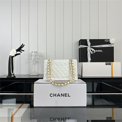 Cha.nel Small Classic Flap Bag Grained Calfskin Gold Tone Metal White 01117