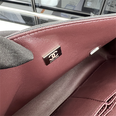 Cha.nel Small Classic Flap Bag Grained Calfskin Silver Tone Metal Black 01117