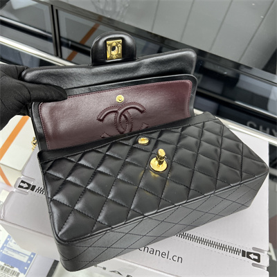 Cha.nel Small Classic Flap Bag Lambskin Gold Tone Metal Black 01117