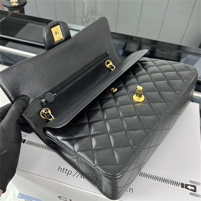 Cha.nel Medium Classic Flap Bag Grained Calfskin Gold Tone Metal Black 01112
