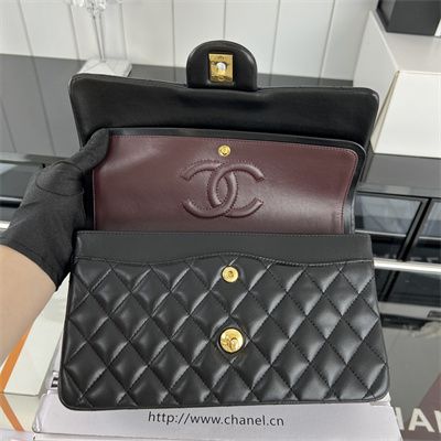 Cha.nel Medium Classic Flap Bag Lambskin Gold Tone Metal Black 01112