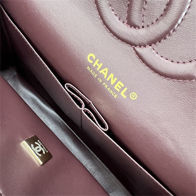 Cha.nel Medium Classic Flap Bag Lambskin Gold Tone Metal Black 01112