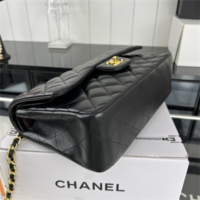 Cha.nel Large Classic Flap Bag Lambskin Gold Tone Metal Black 58600