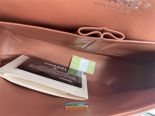 Cha.nel Medium Classic Flap Bag Grained Calfskin Gold Tone Metal Caramel 01112