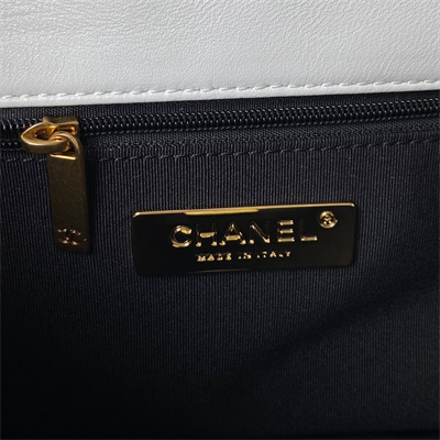 Cha.nel 19 Handbag Lambskin Silver Double C Metal White AS1160