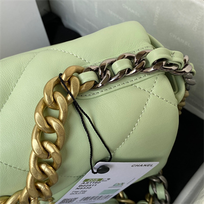 Cha.nel 19 Handbag Lambskin Gold Double C Metal Lt Green AS1160