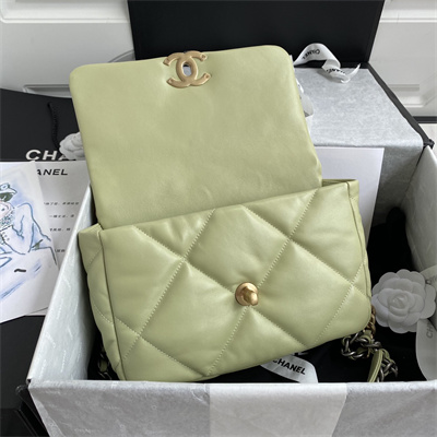 Cha.nel 19 Handbag Lambskin Gold Double C Metal Lt Green AS1160