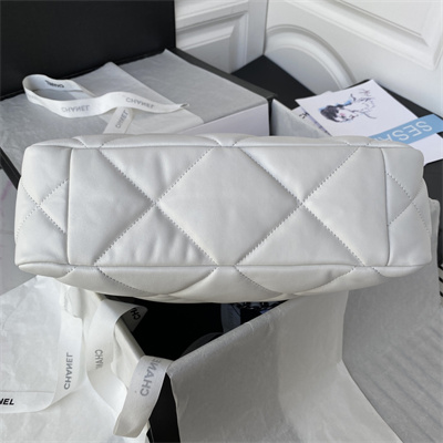 Cha.nel 19 Tote Bag Lambskin White AS3519